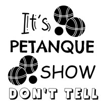 Joueur de pétanque amoureux des boules